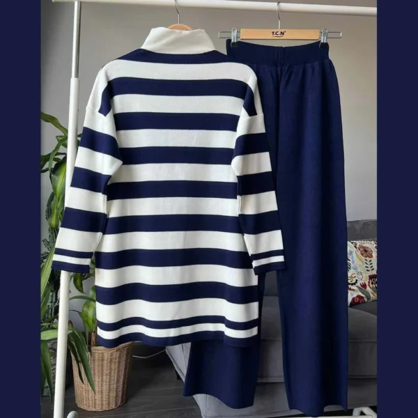Zayra High Neck Stripe Printed Premium Quality Winter 2-Pcs Tracksuit For Her. WWTS-05