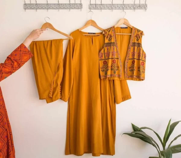 Zayra Lulusar Koti Style 3-Pcs Embroidery Work Stiched Suit